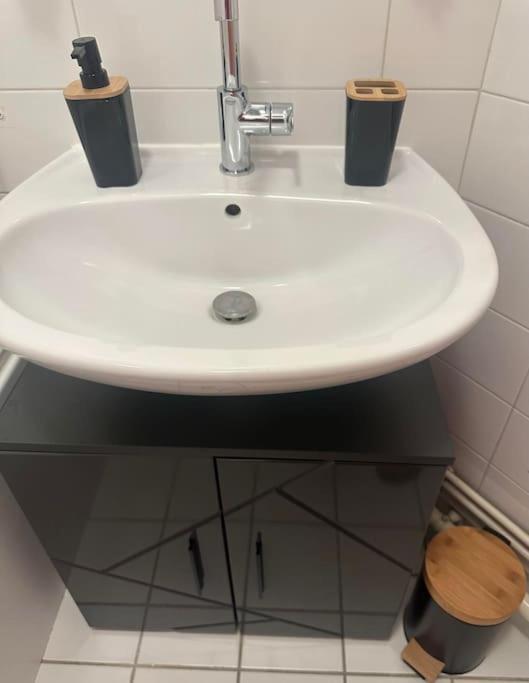 Appartement Neuf Entierement Equipe Proche Centre アミアン エクステリア 写真