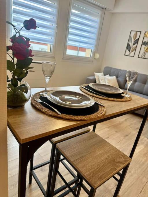Appartement Neuf Entierement Equipe Proche Centre アミアン エクステリア 写真
